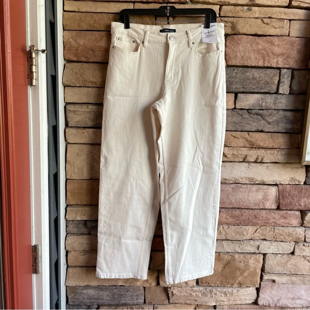 Calvin Klein Jeans High Rise 90’s Fit Ivory Denim Jeans NWT Women 29, 30 - Picture 1 of 16